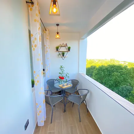 Unique Sea View * Varna